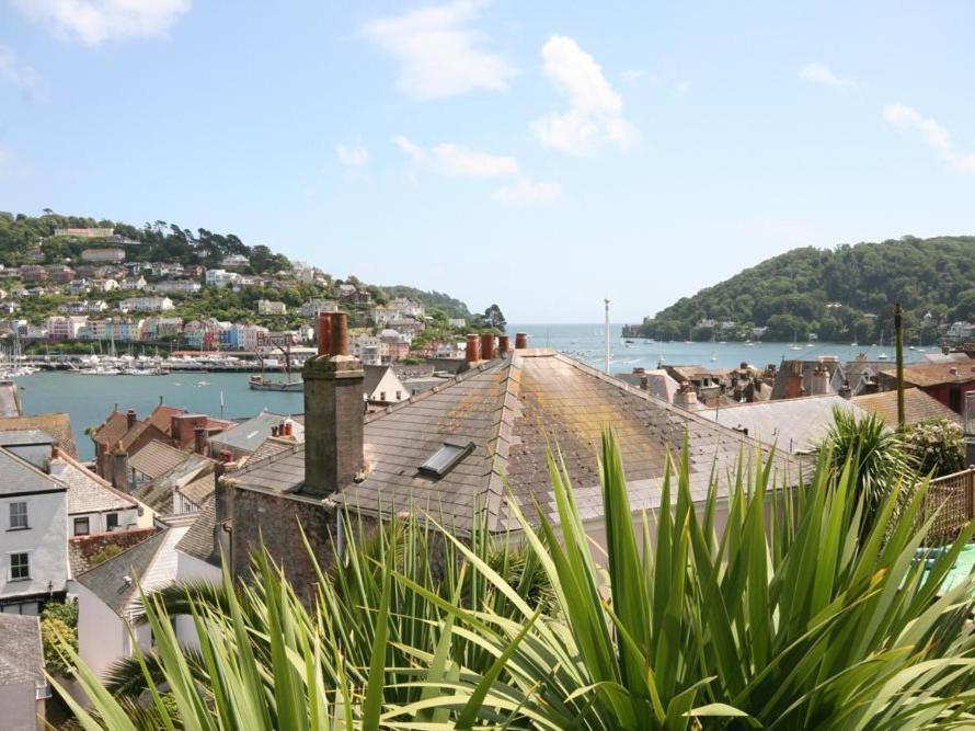 Onedin House Dartmouth Exterior photo